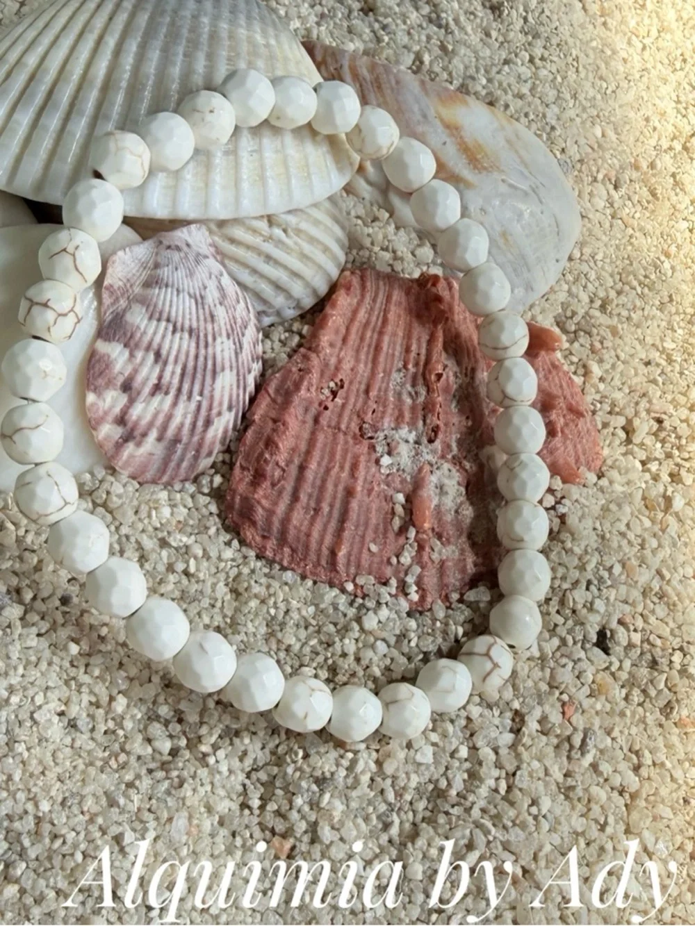 Alquimia White Howlite Faceted Bead Necklace